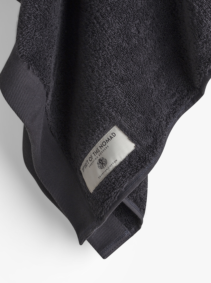 Spirit of the Nomad Handtücher Lava Grey