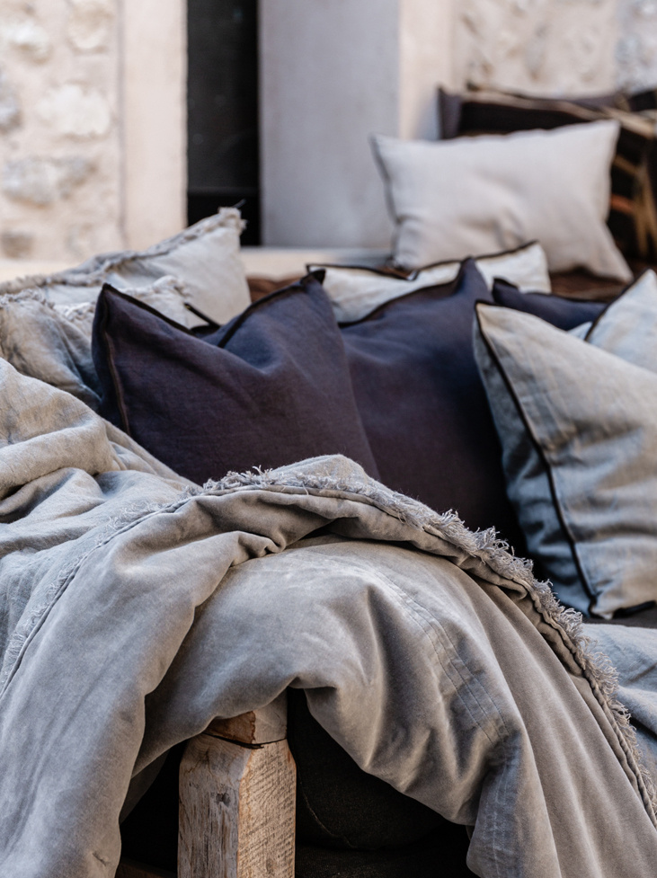 Spirit of the Nomad - Kissenbezug 100% Gewaschenes Leinen - Stone Greige