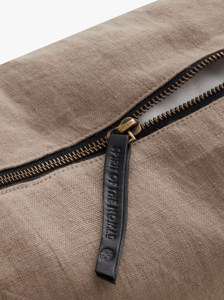 KISSENBEZUG GEWASCHENES LEINEN  -  Ash Brown