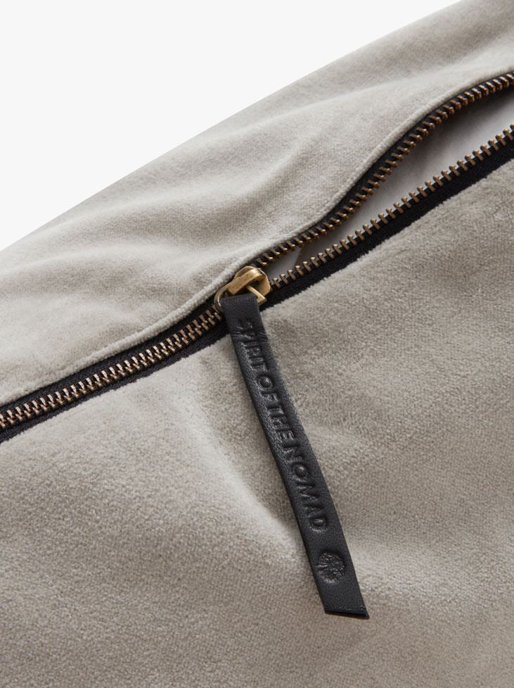 KISSENBEZUG EDLER SAMT -  Stone Greige